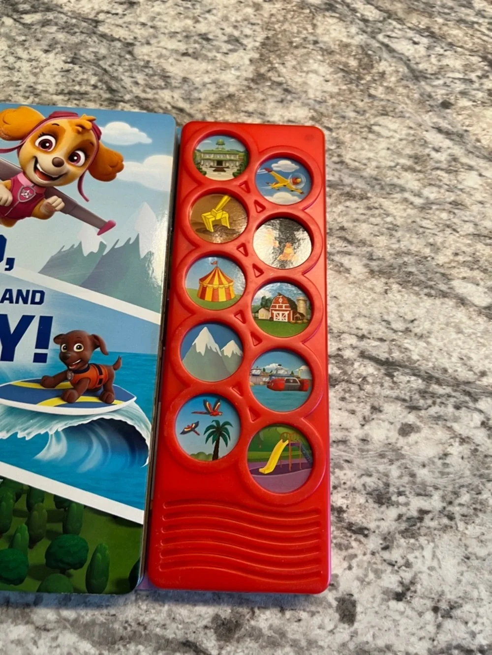 Nickelodeon Paw Patrol Land, Sea, and Sky Sound Hard Back Book *Call out*